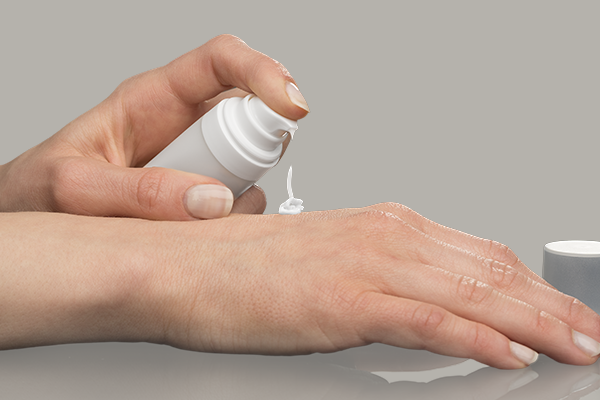 Airless Anwendung mit HG Pharmacos line