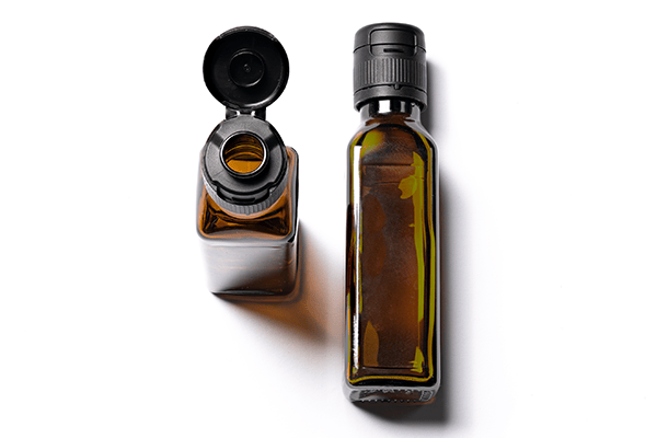 Maraska stehend-liegend_breit web Marasca Flasche 100 ml mit Lotus Ausgießer schwarz